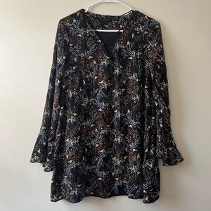 Flowy light weight mini dress. Lightly worn!